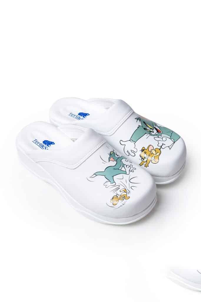 Terlik farbenfrohe und gesunde Hausschuhe COMFY X – Schuhe von Tom und Jerry Hausschuhe für Friseure, Kosmetiker, Schönheitsstudios Arbeitsschuhe