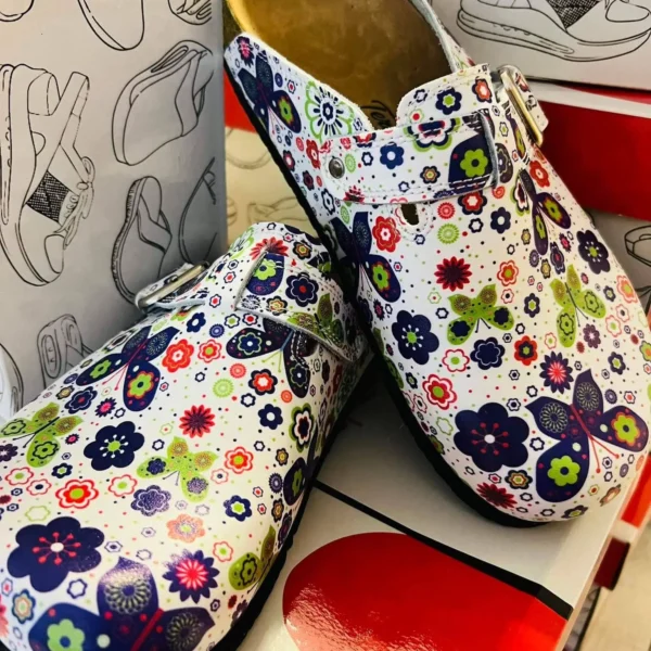 Terlik barevná a zdravotni korková/EVA obuv – barevne motyle Milé Korkové pantofle barevni obuv